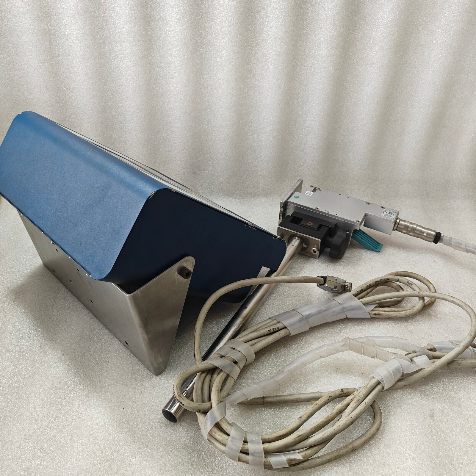 DOMINO G230I THERMAL INKJET PRINTER CONTROLLER 90-250VAC WITH M-HAG4001 CABLE - Image 7