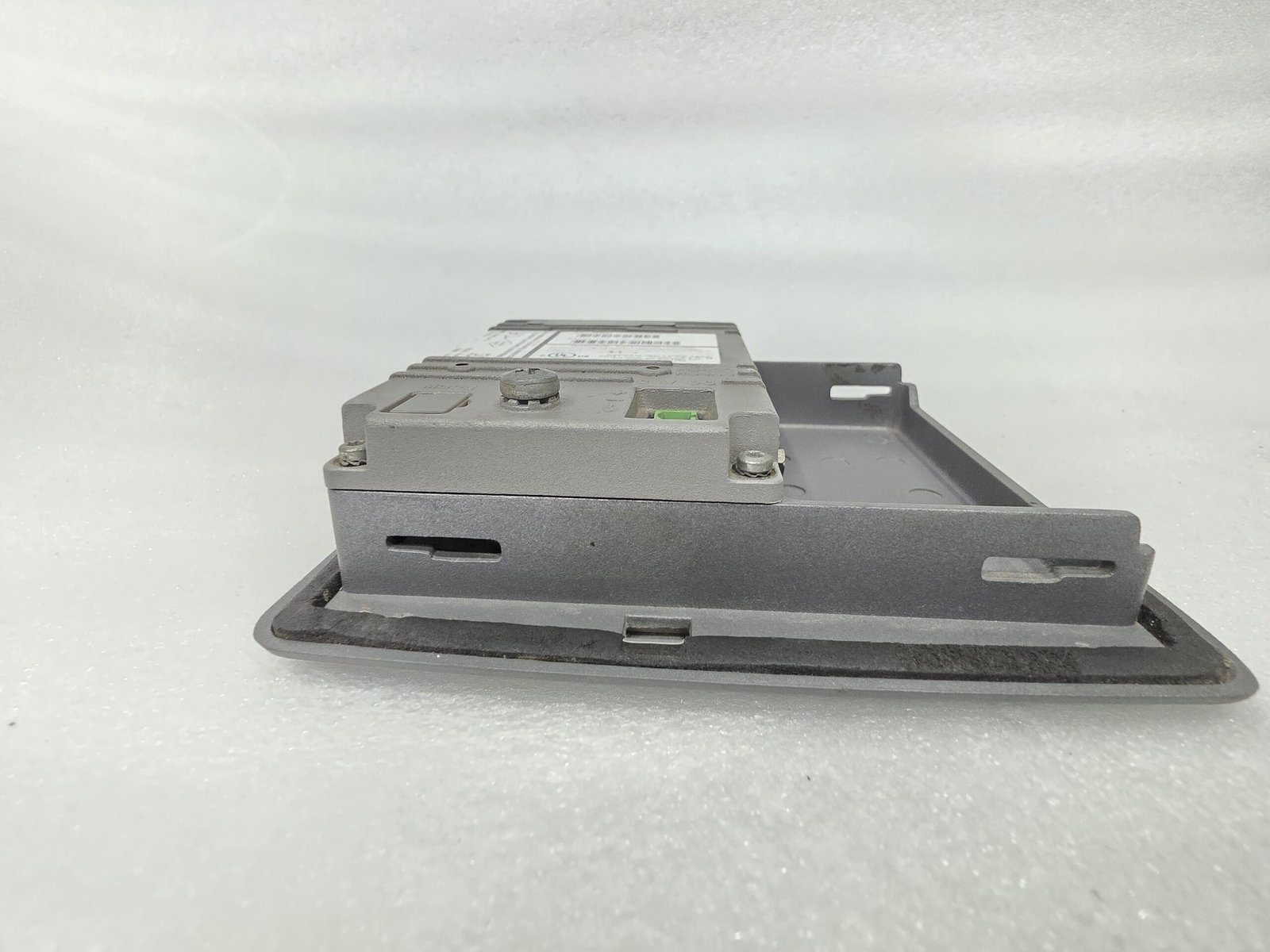 Mitsubishi Beijer E1022 HMI Operator Panel Type 06871 24VDC - Image 2